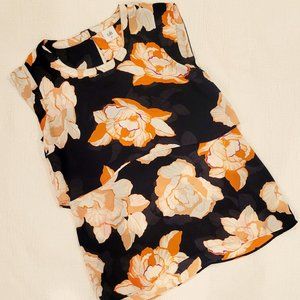 Size XS: CAbi Blossom Floral Top Style 5030